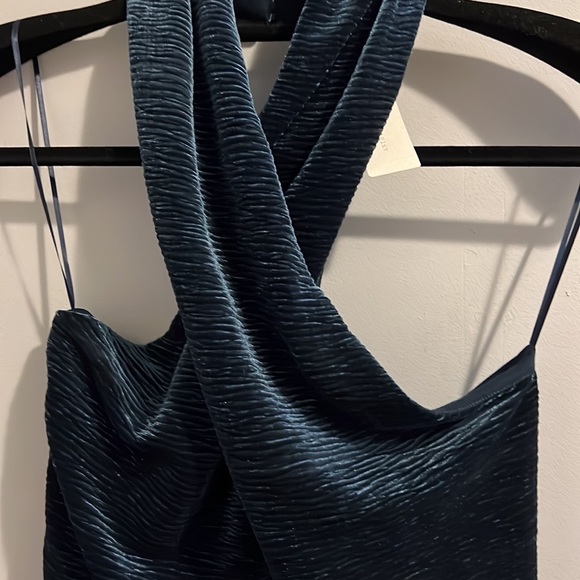 NWTS ANTHROPOLOGIE VELVET HALTER TANK (M) - Picture 9 of 14